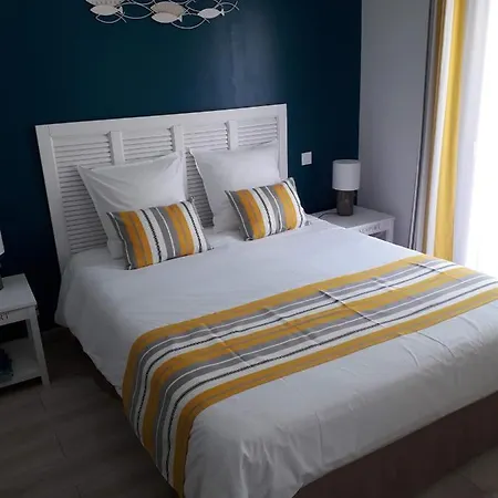 Les Rives Du Bassin Le Teich