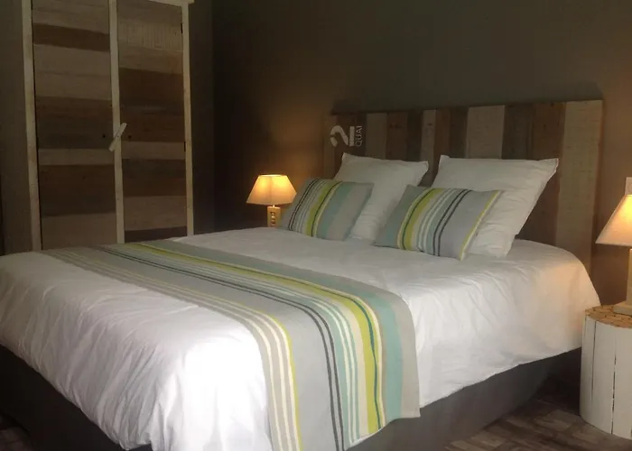 Les Rives Du Bassin Bed & Breakfast Le Teich